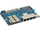 De Banana Pi BPI-R4 meet 148 x 100,5 mm en weegt 250 g. (Afbeelding bron: Banana Pi)