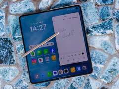 Oppo Find N6 met AI-pen