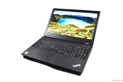 Testen van de Lenovo ThinkPad P15 Gen 1, testeenheid geleverd door campuspoint.de