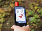 Het nieuwe handheld GPS-apparaat van Garmin kan worden gebruikt voor noodoproepen via satelliet (Afbeelding bron: Garmin)