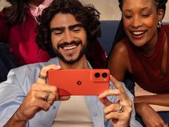 De Motorola Moto G06 Power heeft een batterij van 7.000 mAh. Afgebeeld: een promofoto van de telefoon. (Afbeeldingsbron: Lenovo)