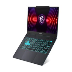 De MSI Cyborg 15 AI en Cyborg 14 hebben doorschijnende WASD-, spatiebalk- en powertoetsen. (Bron: MSI)