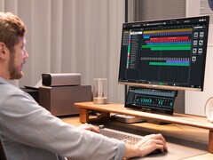 De MScreen heeft een beeldverhouding van 32:9 en een HD-resolutie van 1920 x 770. (Afbeelding bron: MScreen)