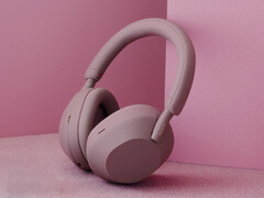 De WH-1000XM5 kreeg een soortgelijke roze opfrisbeurt in september 2024.