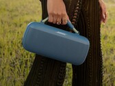 Het flexibele handvat geeft de Bose SoundLink Max een handtasachtig uiterlijk (Afbeelding Bron: Bose)