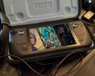 De Humble Handhelds-bundel verloopt op 6 augustus 2026. Afbeelding: Steam Deck met de omslagafbeelding van de bundel.