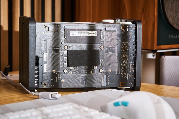 Er zijn drie M.2-2280-sleuven op het F4-425 Plus moederbord.