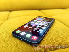 De iPhone 13 komt nu in aanmerking voor de T-Satellite met Starlink-service. (Afbeeldingsbron: Notebookcheck)