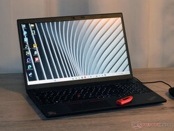 De Lenovo ThinkPad L15 Gen 4 (AMD), geleverd door: