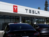 Een Tesla-servicecentrum. Het bedrijf gebruikt AI om de klantenservice te verbeteren (Afbeeldingsbron: Justin Sullivan/Getty Images)