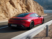 De slanke Porsche Taycan krijgt mogelijk binnenkort een nieuw topmodel dat de "Turbo GT" moniker in zijn naam draagt (Afbeelding: Porsche)