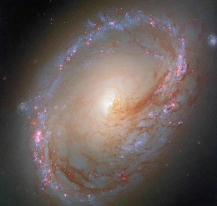 De nieuwste afbeelding van het sterrenstelsel Messier 96 (Afbeeldingsbron: ESA, NASA, F. Belfiore en D. Calzetti)