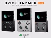 De Brick Hammer Pro U is een van de twee nieuwe handhelds die TrimUI binnenkort op de markt wil brengen.