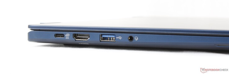 Links: USB-C 4.0 met Power Delivery + DisplayPort, HDMI 2.1, USB-A (5 Gbps), 3,5 mm headset