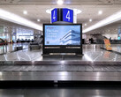 75-inch e-paper op de luchthaven.