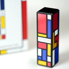 De Artpical Mondrian USB-C DAC ondersteunt verliesvrije DSD, PCM en MSQ muziekstromen.