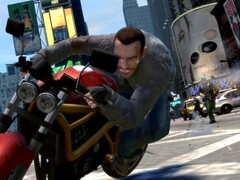 Een afbeelding uit GTA IV, waarop Niko Bellic op een rode motor te zien is. (Afb.bron: Steam) 