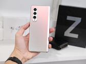 De Galaxy Z Fold4 zal Phantom Silver missen, gezien bij de Galaxy Z Fold3. (Afbeelding bron: Thai Nguyen)