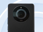 De camera van Realme hobbelt rond. (Bron: TENAA via Stufflistings)