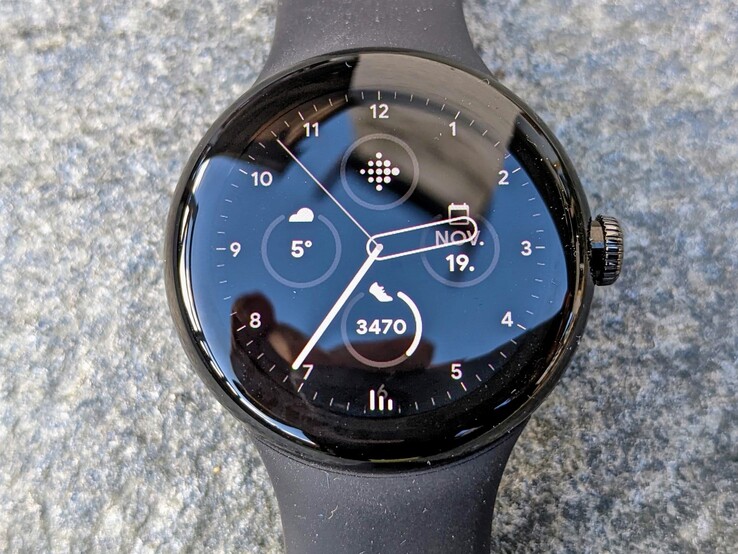 De kast van de Google Pixel Watch is gemaakt van roestvrij staal.