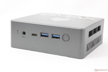 Voorkant: Resetknop, 3,5 mm headset, USB-C w/ Power Delivery + DisplayPort, 2x USB-A 3.0, Aan/uit-knop