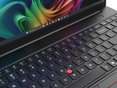 De ThinkPad T16 Gen 5 is bij de lancering verkrijgbaar in tientallen SKU's.
