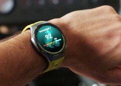 De Huawei Watch GT 7 Pro is ook verkrijgbaar in opvallend groen en geel.