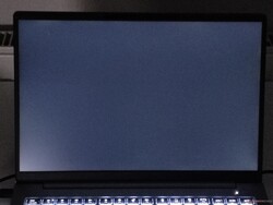 Matige backlight bleeding (hier verbeterd weergegeven)
