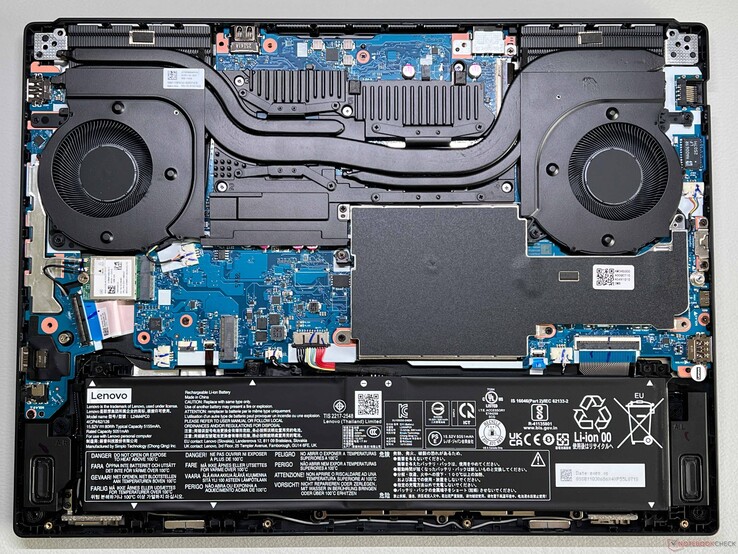 Legion 5 15IAX10 ter vergelijking