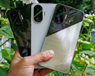Pageheader Xiaomi laat hints vallen over Poco F7 smartphone in vroeg goedgekeurde foto's en unboxing video Abstract Xiaomi heeft nu de Poco F7 onthuld in drie lanceringskleuropties. Hoewel het bedrijf voorlopig zwijgt over de specificaties, heeft de Poco F7 Limited Edition een voorproefje gegeven van wat er komen gaat van de derde en waarschijnlijk goedkoopste editie in de Poco F7-serie.  Keywords Xiaomi, Xiaomi Poco F7, Poco F7, Android, smartphone, Qualcomm, Qualcomm Snapdragon Afbeelding header We hebben de Poco F7 al in handen met zijn drie lanceringskleuropties. (Afbeeldingsbron: Notebookcheck) #text Xiaomi heeft de Poco F7 onthuld in aanloop naar zijn volledige debuut op 24 juni. Zoals we apart hebben vermeld, heeft het bedrijf toegezegd het toestel niet alleen in India, maar ook wereldwijd aan te bieden. Overigens is er nu bewijs van het eerste op Geekbench verschenen.  In de aanloop naar volgende week heeft Xiaomi ons toestemming gegeven om foto's van de Poco F7 in zijn drie lanceringskleuren te publiceren. Hieruit kunnen we bevestigen dat het toestel een metalen frame heeft met bijbehorende knoppen en een opvallende camerabehuizing. Hoewel het uiterlijk anders doet vermoeden, zijn de groene flitsen op elke lens puur decoratief en geen actieve LED's.  Ondertussen lijkt het erop dat zelfs de Limited Edition-versie klaar is voor een wereldwijde release. Het Limited Edition-model, dat een quasi-transparante afwerking heeft, onthult ook dat de Poco F7 zal worden geleverd met een Qualcomm Snapdragon-chipset en een 50 MP primaire camera met OIS, net als de Poco F7 Pro ervoor (momenteel $599,99 op Amazon). Helaas kunnen we in dit stadium nog geen verdere specificaties delen. Bekijk de onderstaande video van TechTablets voor meer details in de aanloop naar het lanceringsevenement van aanstaande dinsdag.  Bron(nen):  Notebookcheck &amp; TechTablets https://www.youtube.com/watch?v=t-YuUf7rufs Amazon link https://www.amazon.com/Xiaomi-Tmobile-Global-Unlocked-24117RK2CG/dp/B0F2N4MPTC Gelinkte artikelen Opmerkingen metalen frame, metalen knoppen zoals verwacht, limited edition heeft een quasi-transparante afwerking