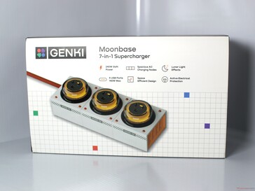 Het Moonbase-pakket met de hoes...