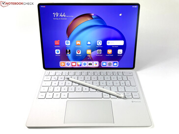 Het Glide Keyboard en het Huawei M-Pencil.