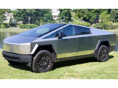 SpaceX en xAI kopen Tesla Cybertrucks blijkbaar voor de elektrificatie van hun wagenpark, maar critici speculeren dat dit is om de verkoopcijfers op te krikken. (Afbeeldingsbron: Wikipedia)