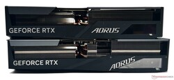 Aorus GeForce RTX 4070 Ti Master (boven) en RTX 4080 Master (onder)