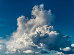 Wolken kunnen kunstmatig worden gecreëerd. Is het misschien zelfs nodig? (Afbeelding: pixabay/phtorxp)