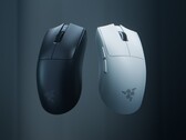 Razer Viper V4 Pro draadloze gamingmuis getoond in zwart en wit