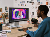 De nieuwe Mac mini verschijnt naast vernieuwde MacBook Pro-modellen. (Beeldbron: Apple)
