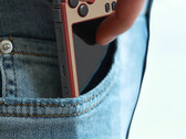 De Miyoo A30 is de eerste van een aantal nieuwe 2,8 inch retro gaming handhelds. (Afbeeldingsbron: Miyoo)