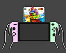 Nintendo Switch wordt vastgehouden met Super Mario 3D World Virtual Game Card in de hand.