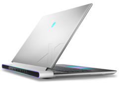 Dell stelt nu de Alienware x16 powered by AMD Ryzen 7000 opties beschikbaar. (Afbeelding Bron: Dell)