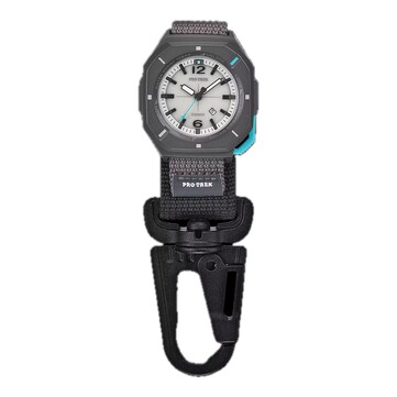 De Casio PRJ-01AE-8 bevestigd aan een karabijnhaak