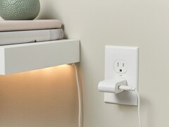 De IKEA SMAHAGEL 1-poorts USB-lader heeft een vermogen van 5 W. (Afbeelding bron: IKEA)