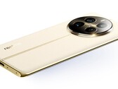 De Realme 12 Pro+ heeft een chique ontwerp in blauw of goud. (Afbeelding: Realme)
