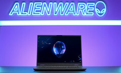 De Alienware m16 R2 combineert Intel Meteor Lake-processors en NVIDIA GeForce RTX 40-serie GPU's. (Afbeeldingsbron: Dell)