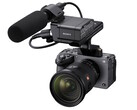 De Sony FX5 (ILME-FX5) wordt geleverd met een XLR-beugel voor het bevestigen van externe microfoons en accessoires.