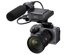 De Sony FX5 (ILME-FX5) wordt geleverd met een XLR-beugel voor het bevestigen van externe microfoons en accessoires.