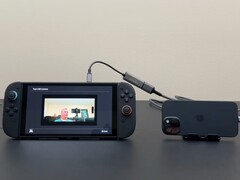 Een iPhone wordt gebruikt als webcam voor de Switch 2. (Afbeelding bron: Will It Work? op YouTube)