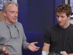 Linus Torvalds werd geïnterviewd door Linus Tech Tips en uitte scherpe kritiek op een van Musks benaderingen. (Afbeeldingsbron: Linus Tech Tips)