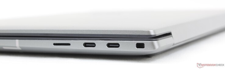 Rechts: MicroSD lezer, 2x USB-C w/ Thunderbolt 4 + DisplayPort + Power Delivery, Wedge slot