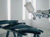 De flinterdunne zonnecellen van Mercedes Benz kunnen eenvoudig op de carrosserie van de auto worden aangebracht, ongeacht de vorm of het ontwerp (Afbeelding bron: Esmihel Muhammad via Pexels)